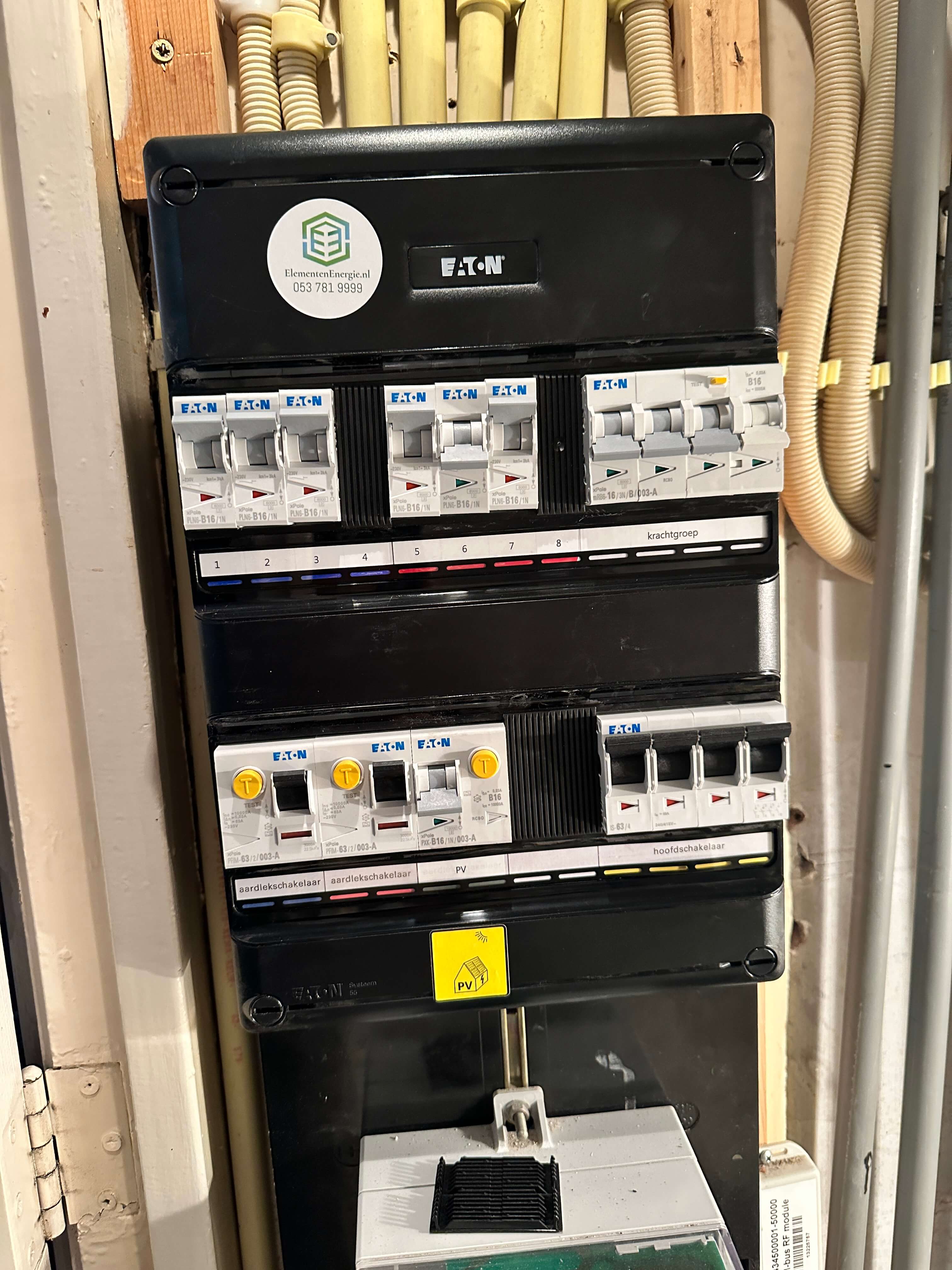 Moderne groepenkast installatie