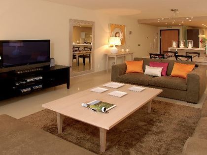 Apartment living room at Amendoeira Golf Resort