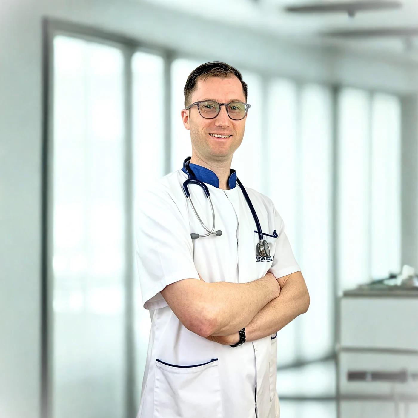 Dr. Konrád Szallós-Farkas