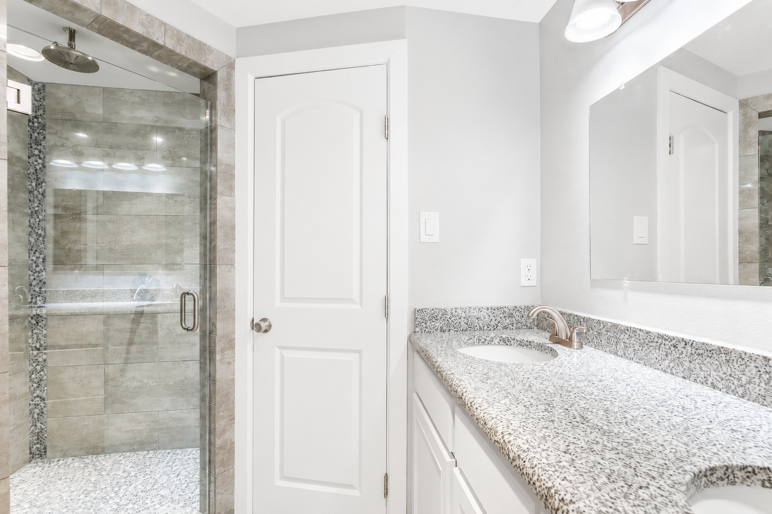 Completed kitchen and bathroom remodeling work by Angelic Real Estate & Investments in North Texas — photo 7