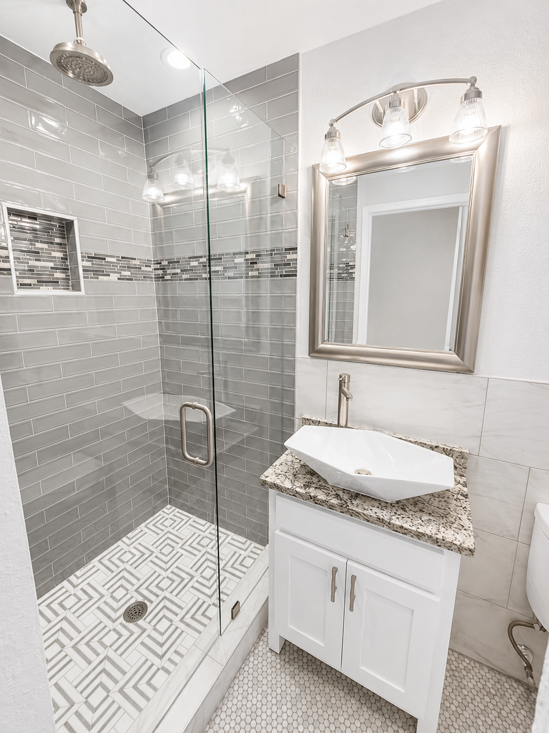 Completed kitchen and bathroom remodeling work by Angelic Real Estate & Investments in North Texas — photo 4