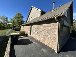 {{ custom_values.service_1 }} in {{custom_values.area_5})