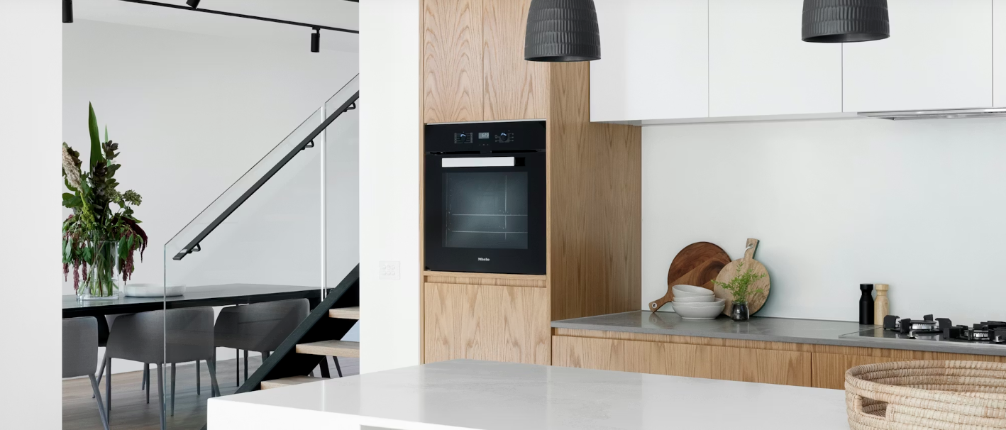 Amani Realty Modern Interior Architecture