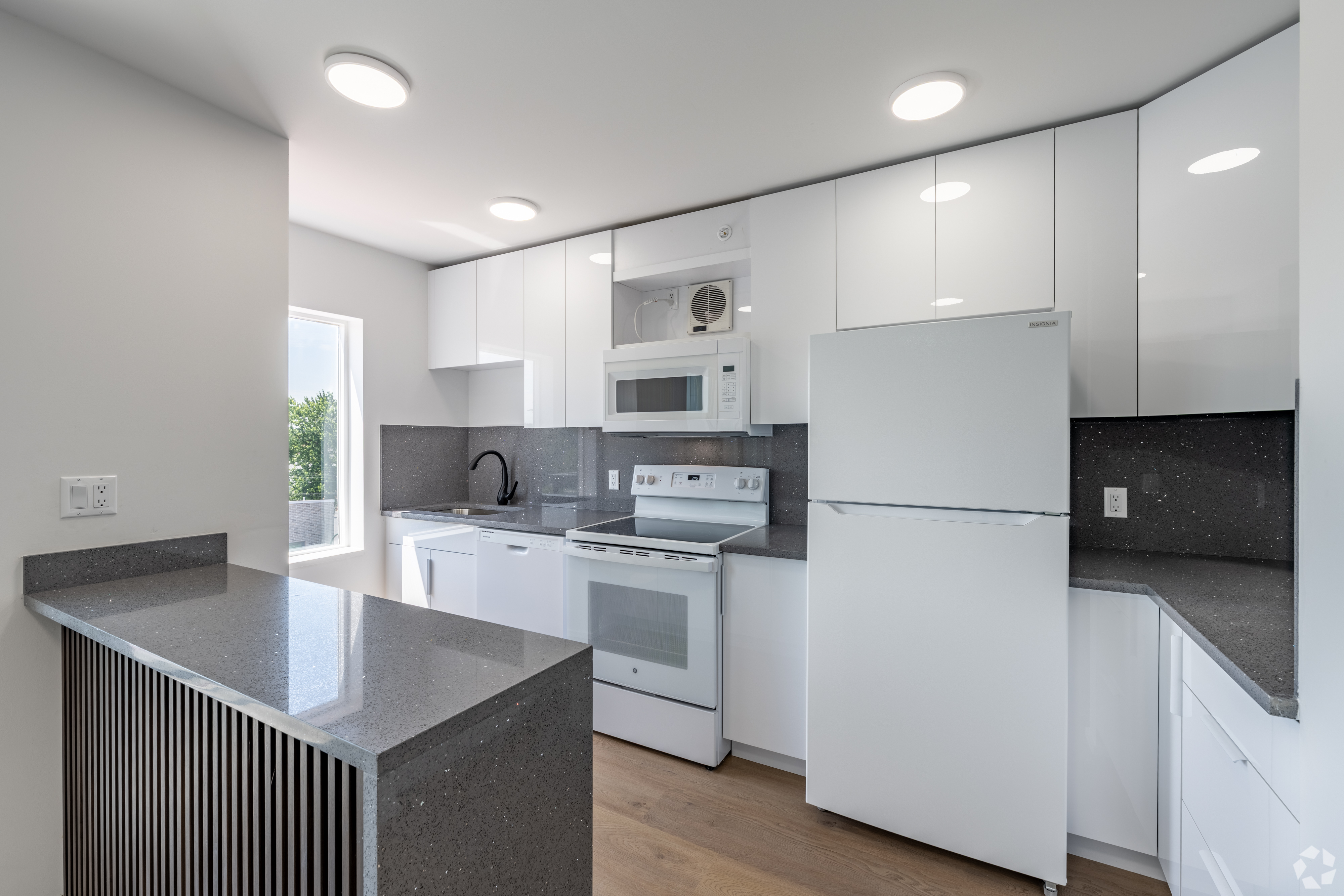 Dakar on Lake apartment interior