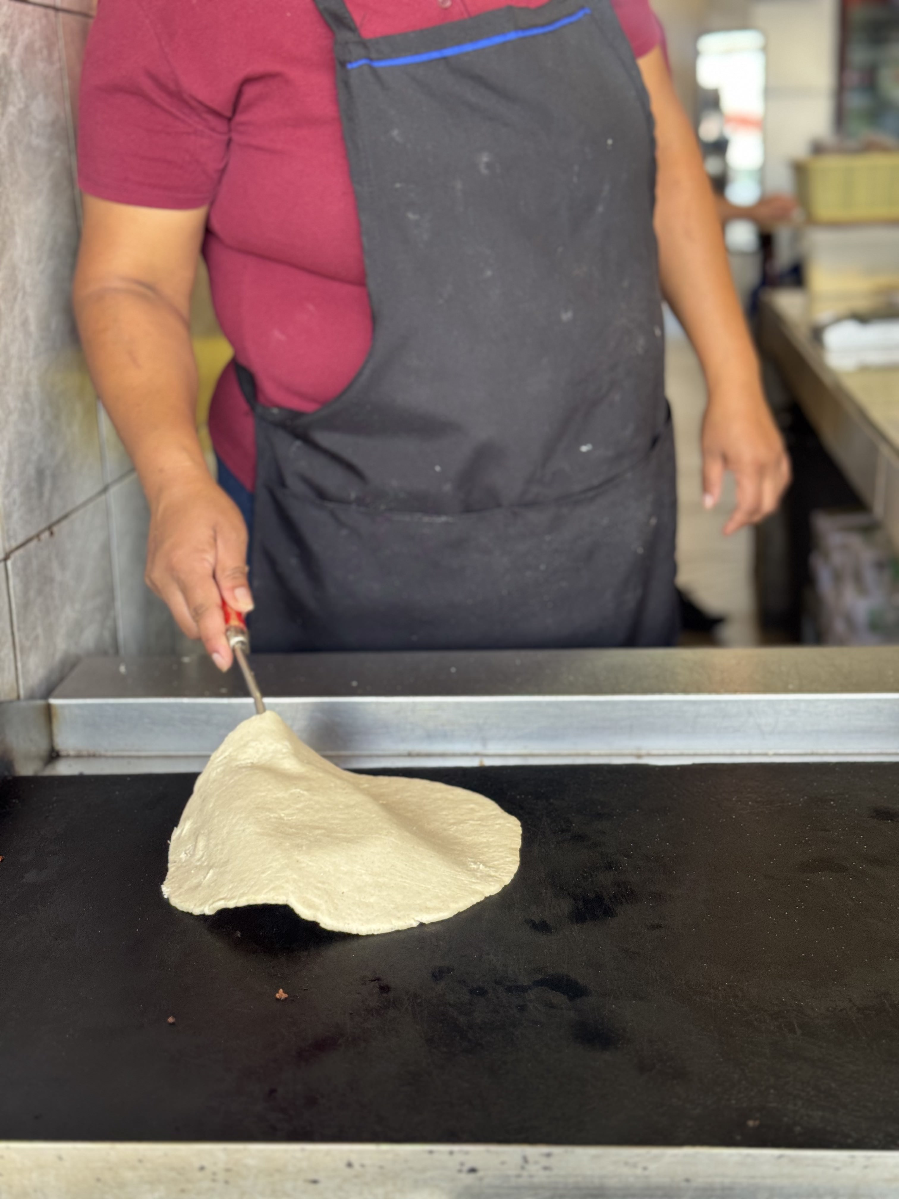 Gordita queretana hecha a mano