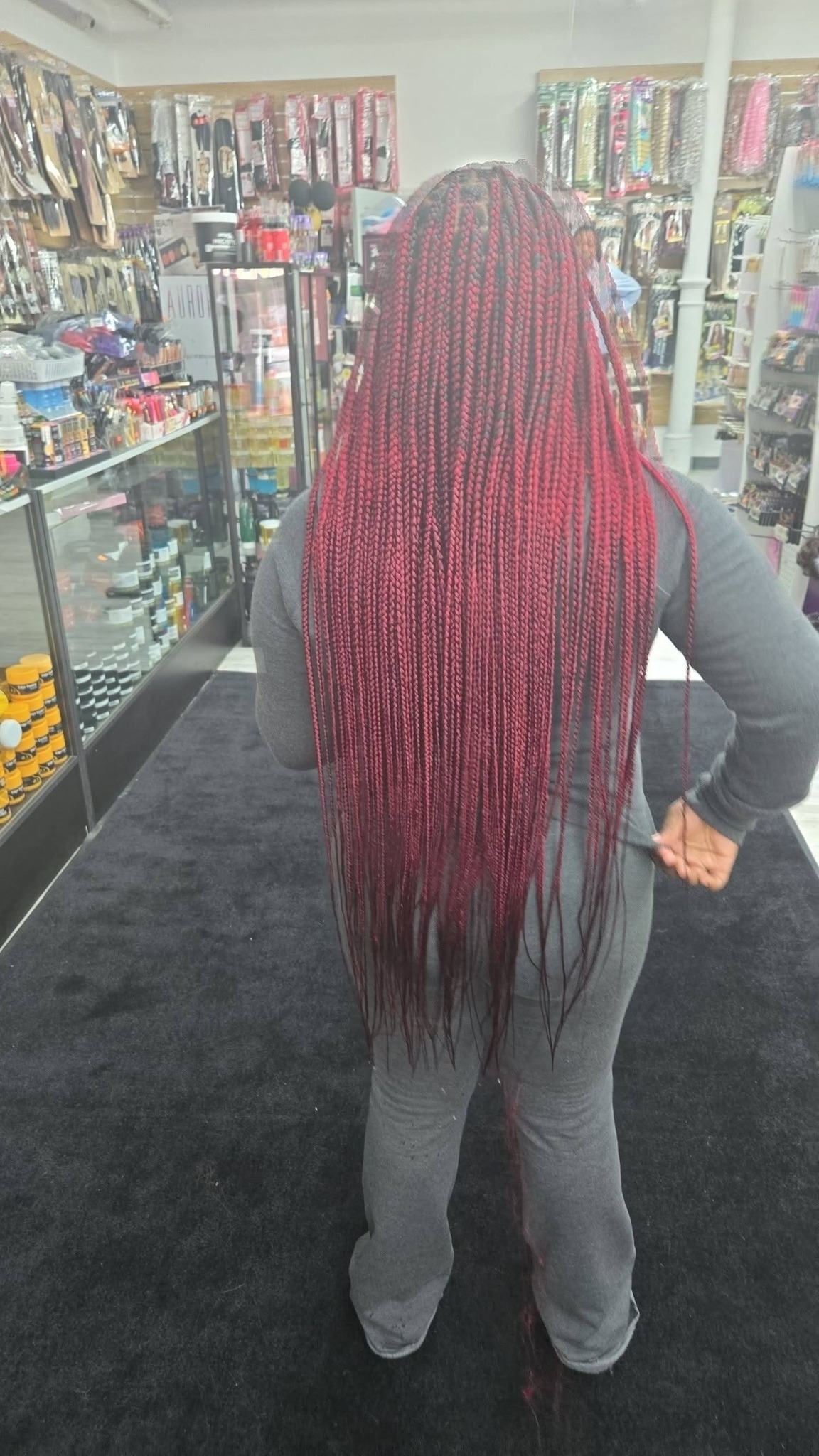 Burgundy red knotless box braids