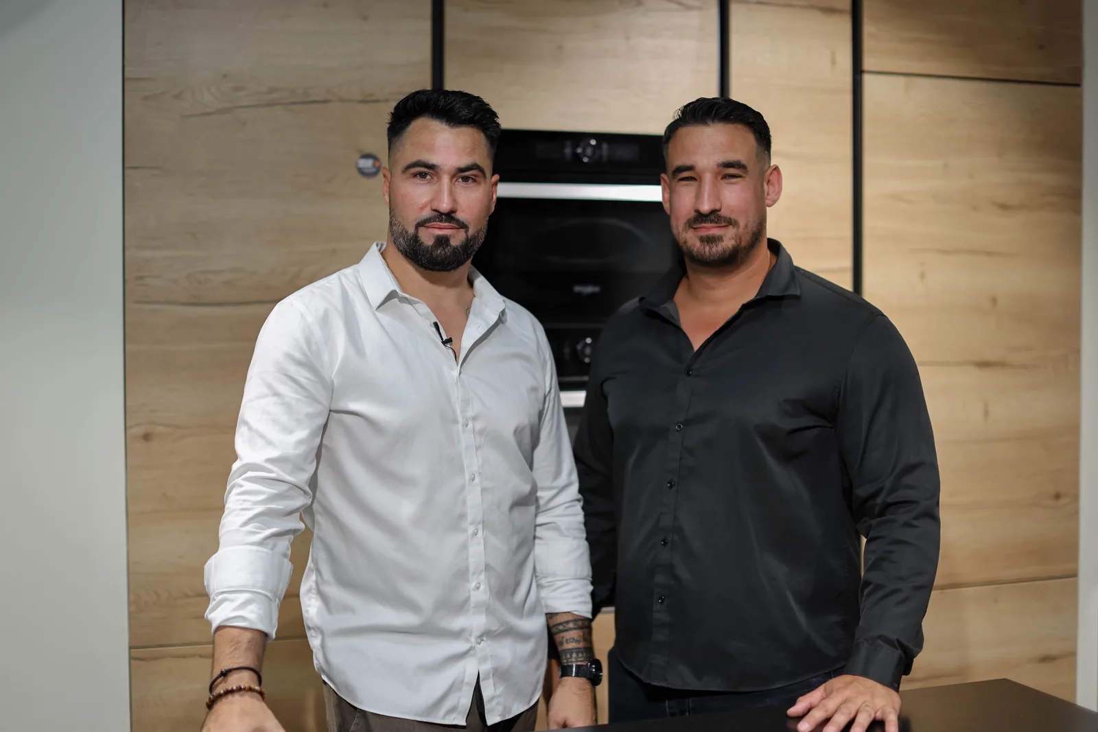 Aurélien et Frédéric, l'équipe du magasin