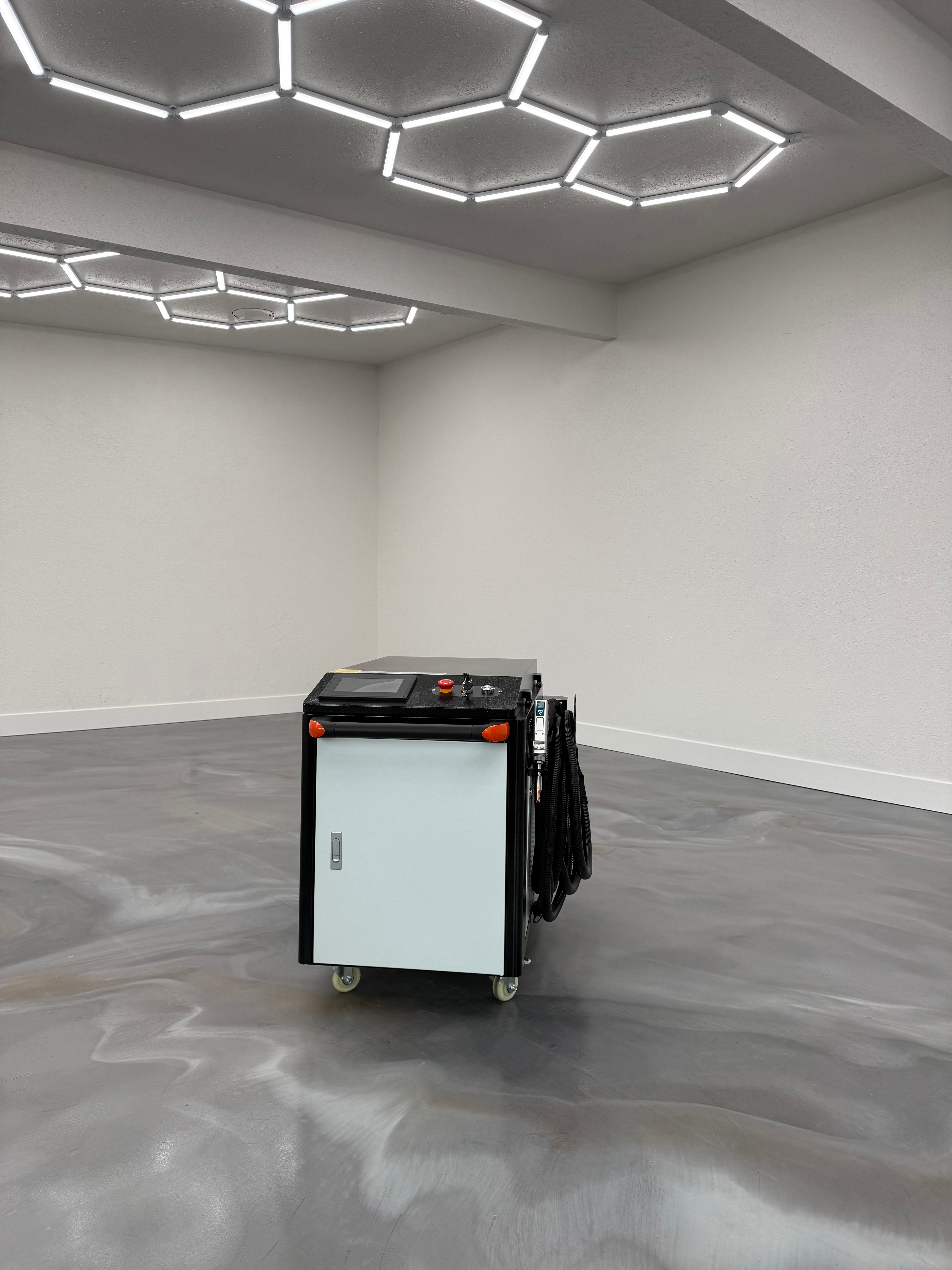 AXO 4-in-1 Laser System, side view
