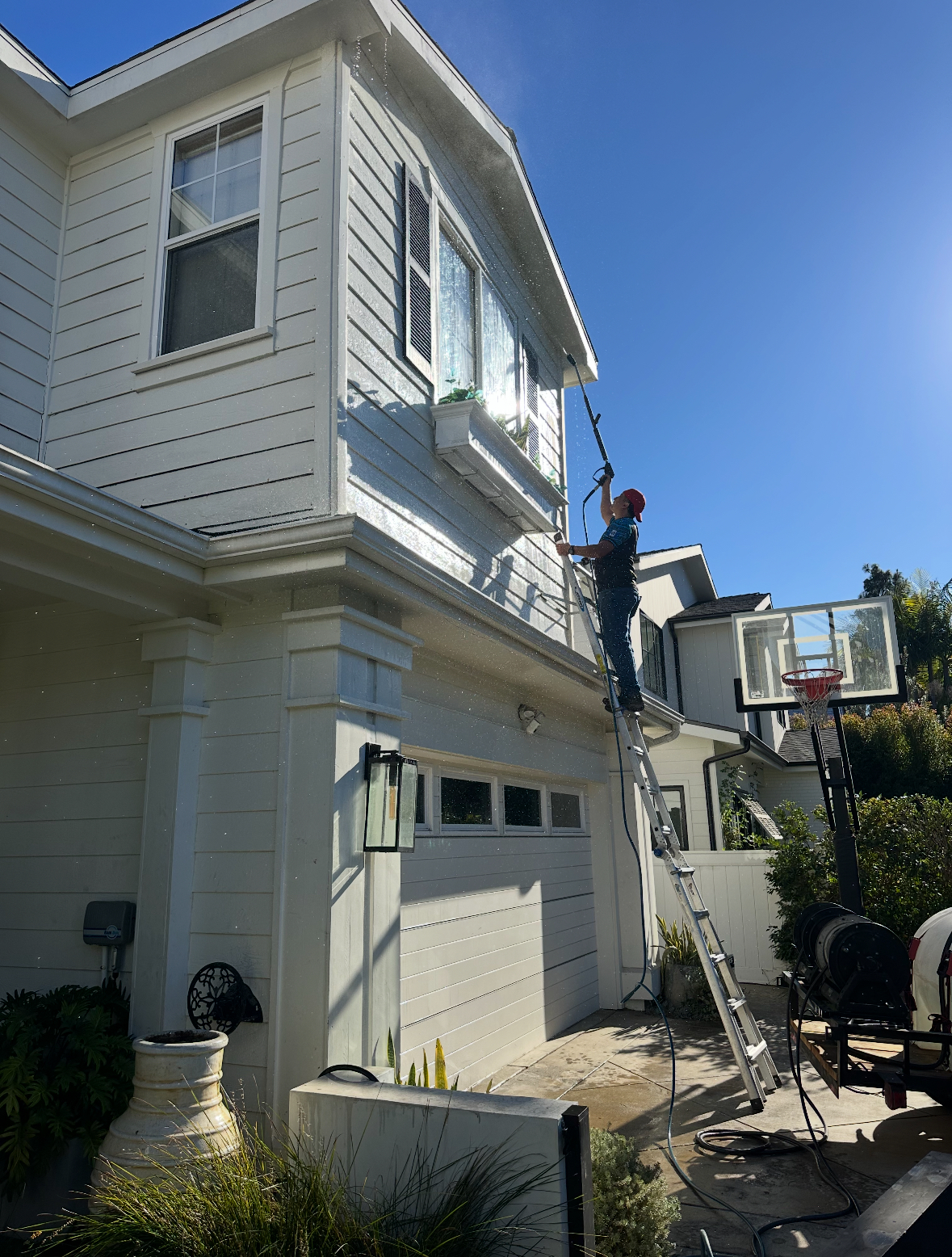 Soft wash house cleaning project