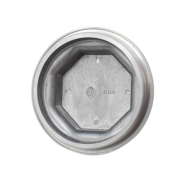 HUB CAP SCREW TYPE photo 2