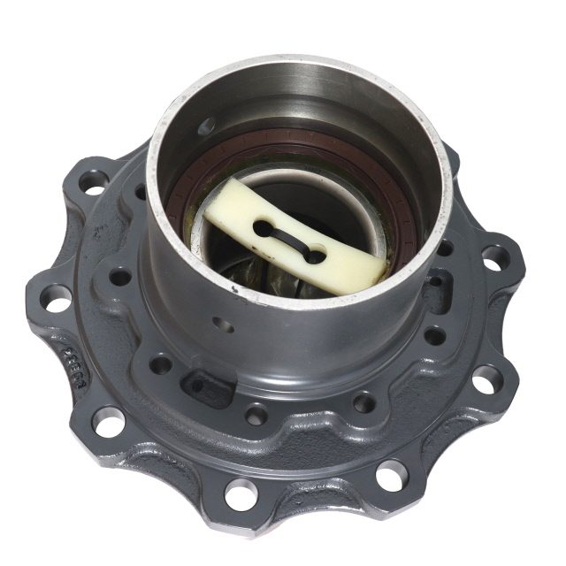 HUB C/W BEARINGS REAR AXLE