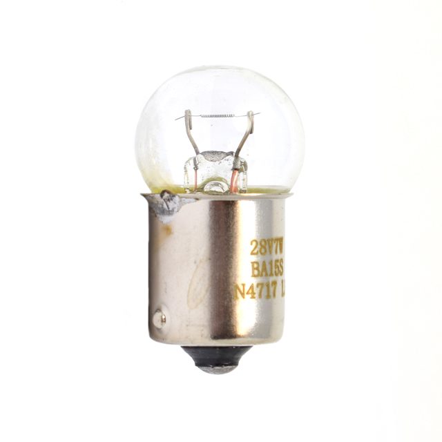 PKT10 28V 7W BA15S