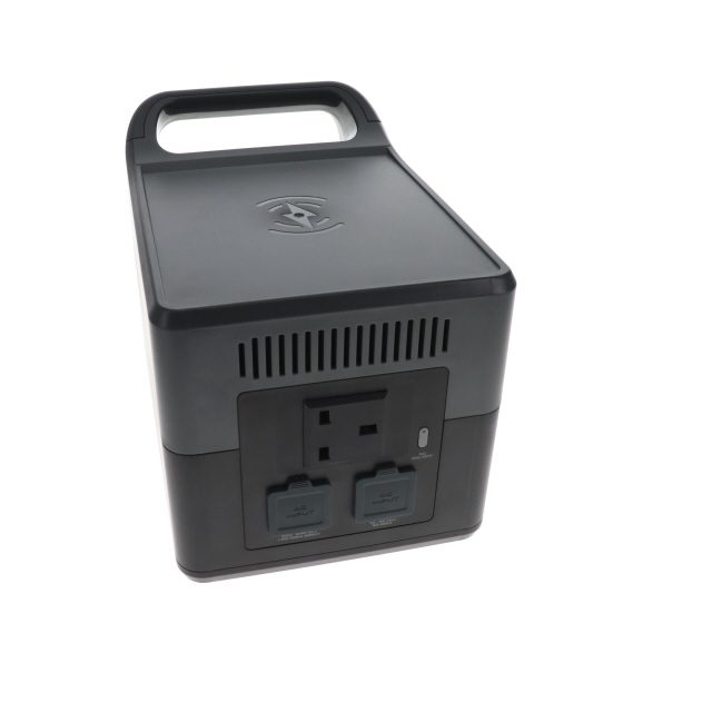 PORTABLE POWER STATION 700W 120000mAh photo 4