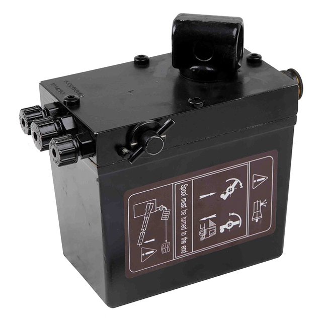 Cab Tilt Pump c/w M14-M12 Adaptor