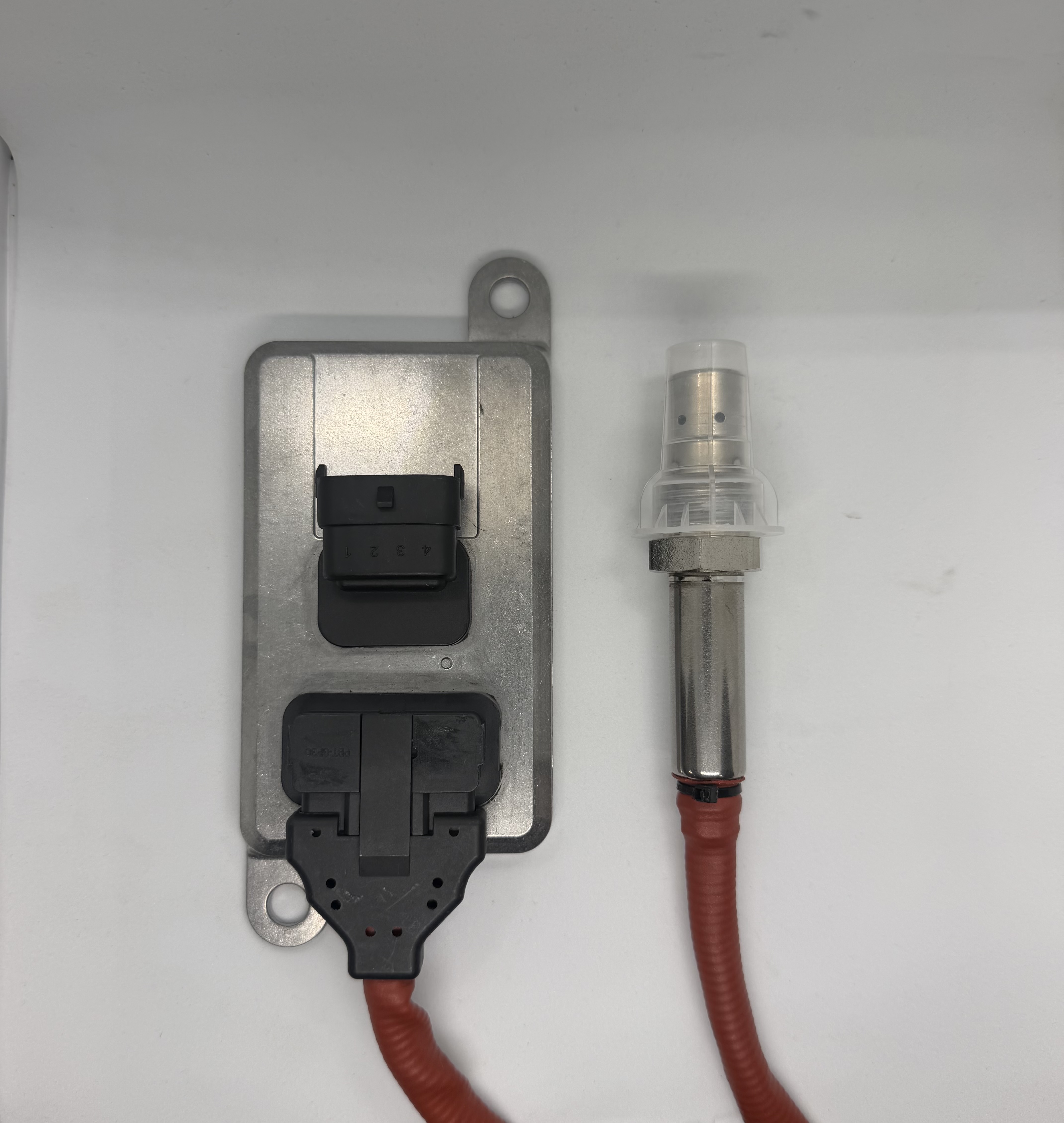 DAF CF75 / CF85 / XF105 Pre Cat NOX Sensor