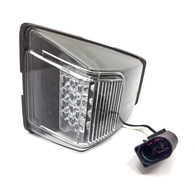 SRD07 SIDE REPEATER LED RH 24V WITH FLYLEAD & PLUG