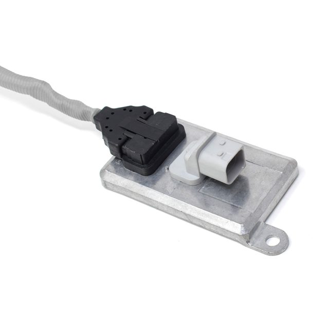 Nox Sensor - Post-Cat - Suits Mercedes Actros photo 2