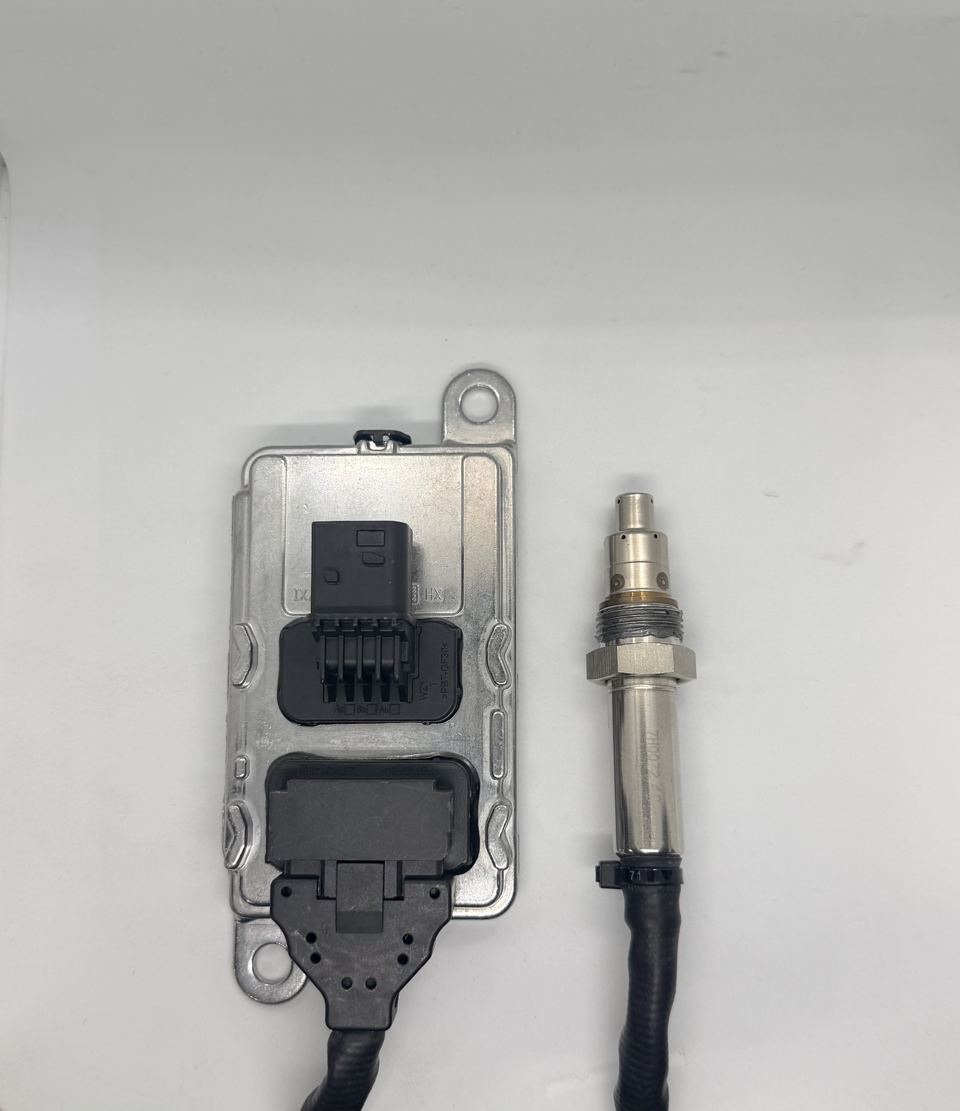 Merc Actros / Antos / Atego Pre Cat NOX Sensor
