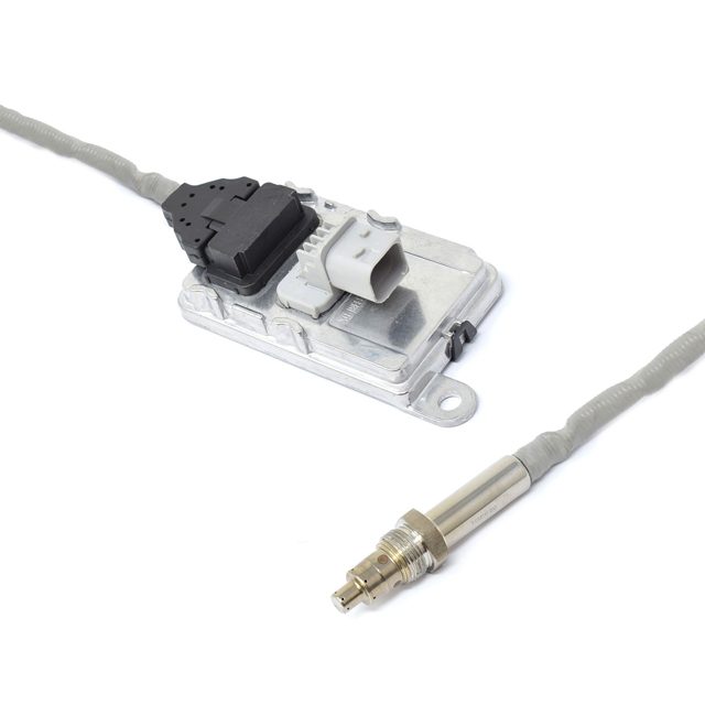 Nox Sensor - Post-Cat - Suits Mercedes Actros MP4