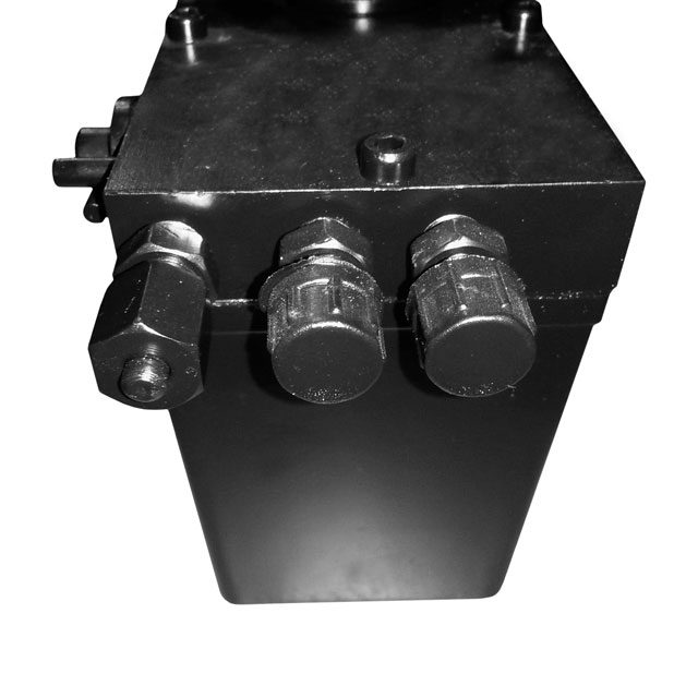 CAB TILT PUMP TO SUIT DAF photo 2