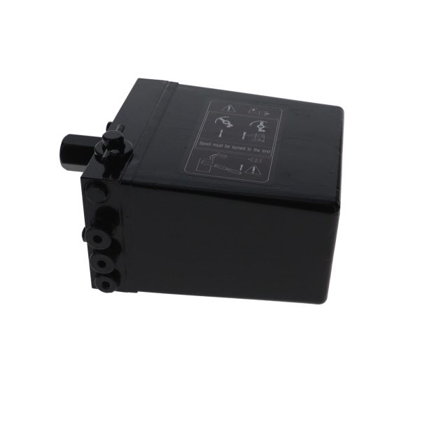 CAB TILT PUMP VOLVO photo 2