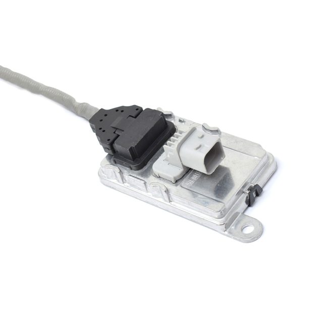 Nox Sensor - Post-Cat - Suits Mercedes Actros MP4 photo 2