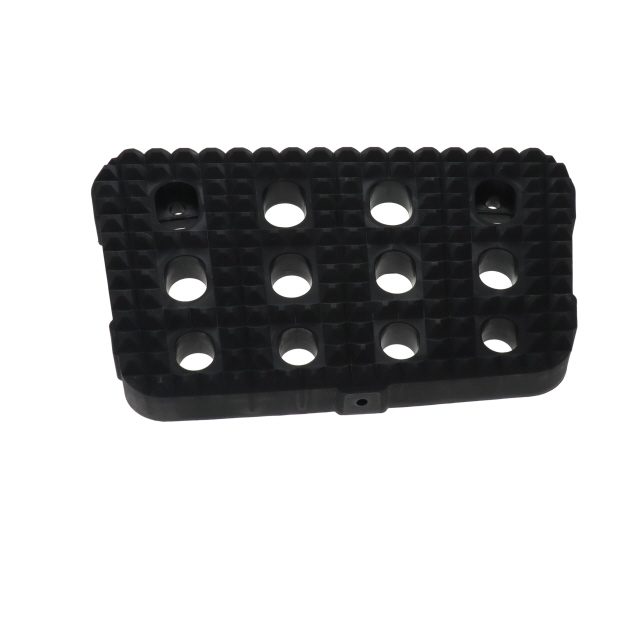 STEP PLATE LH PLASTIC photo 3