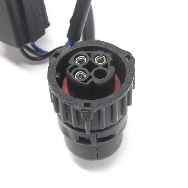 Indicator Lamp c/w Bulb Holder To suit Mercedes Atego & Actros photo 2
