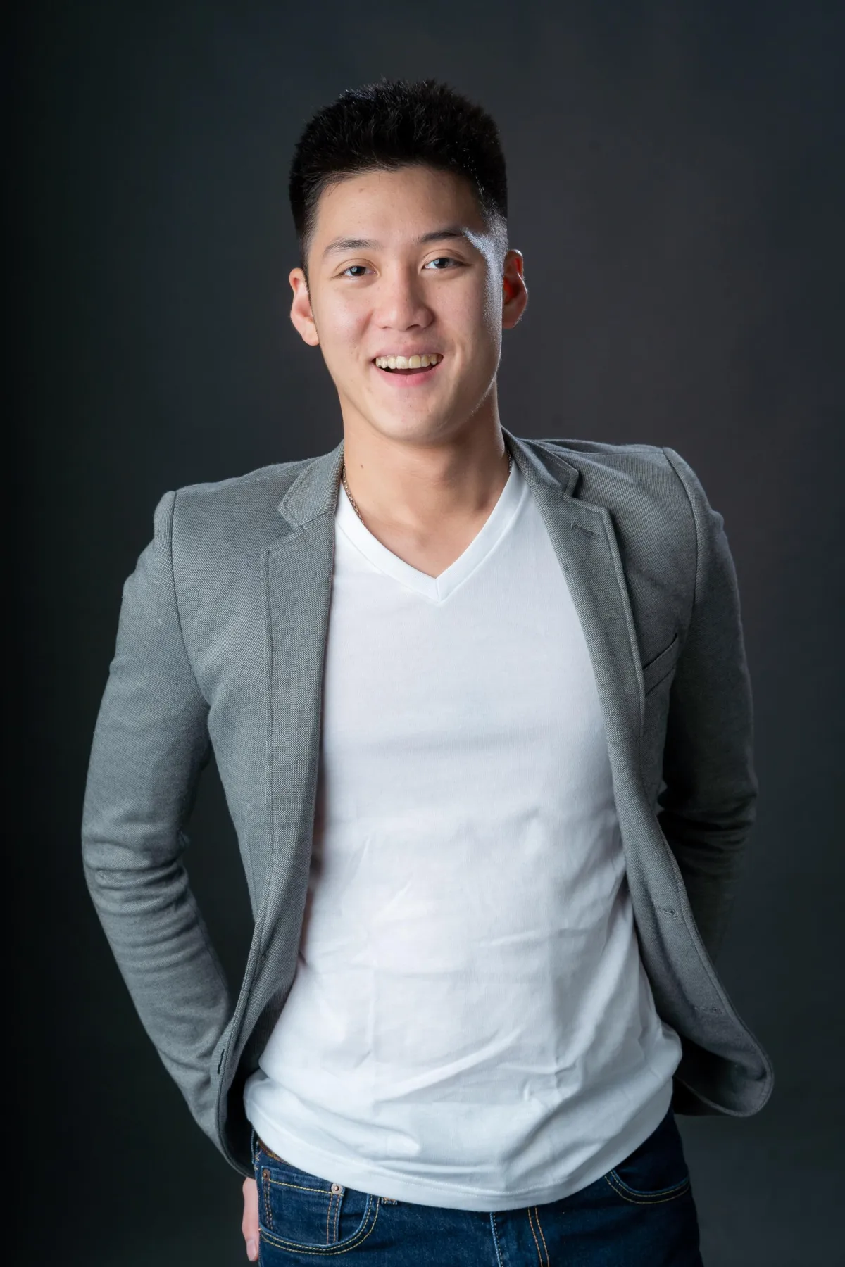 Alaric Moses Ong — High-Ticket Client Systems