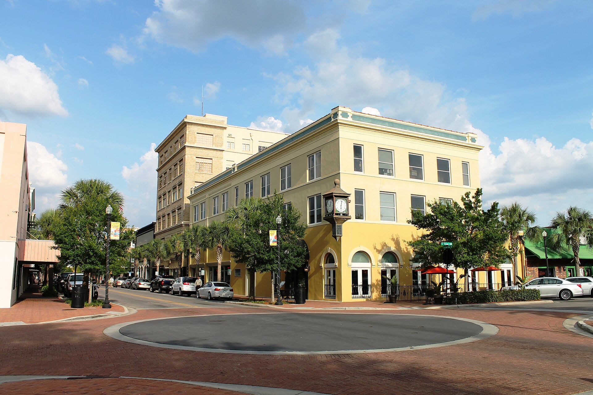 Storefronts along a street in downtown Winter Haven, Florida