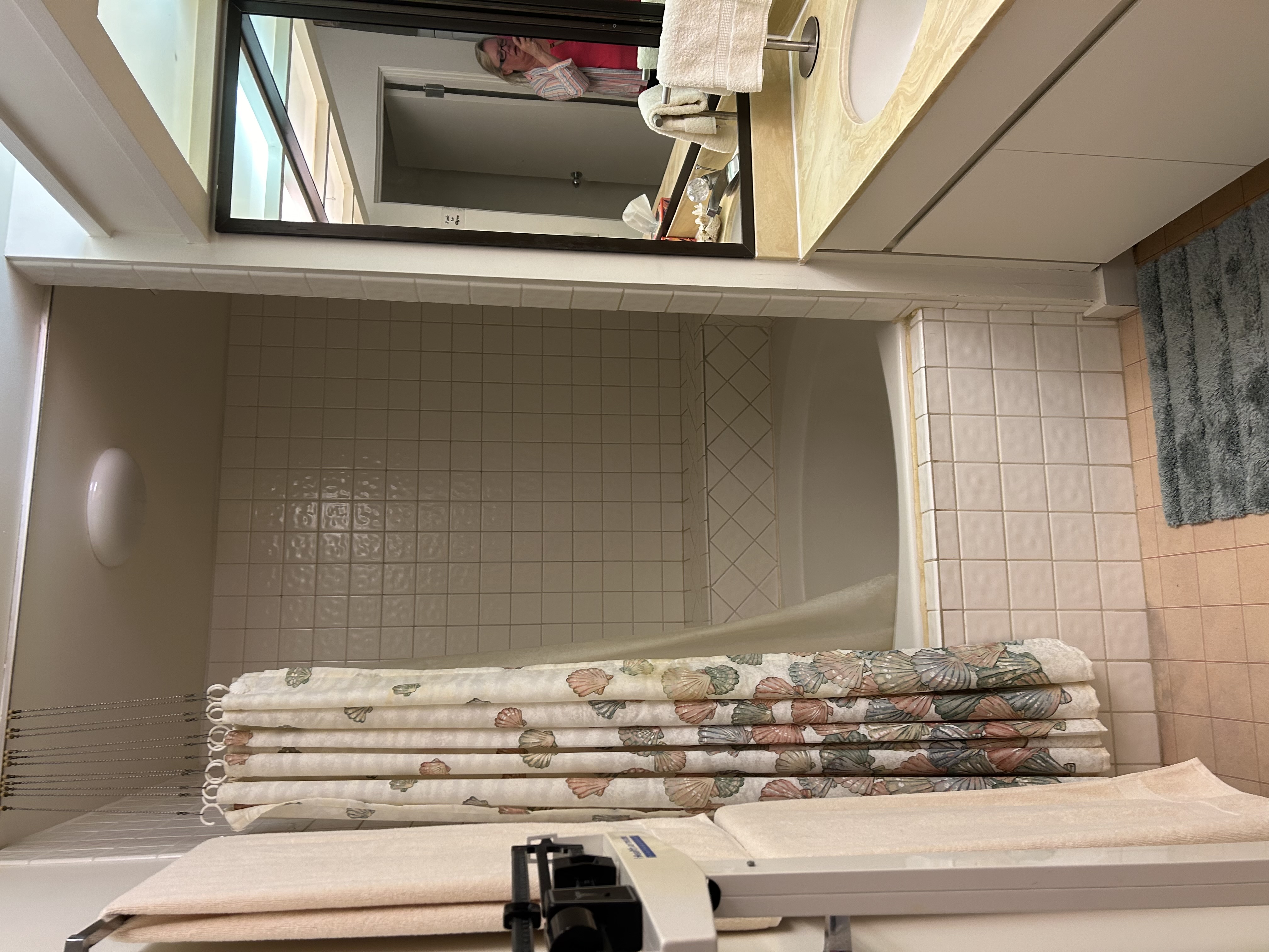 Secondary bath — before