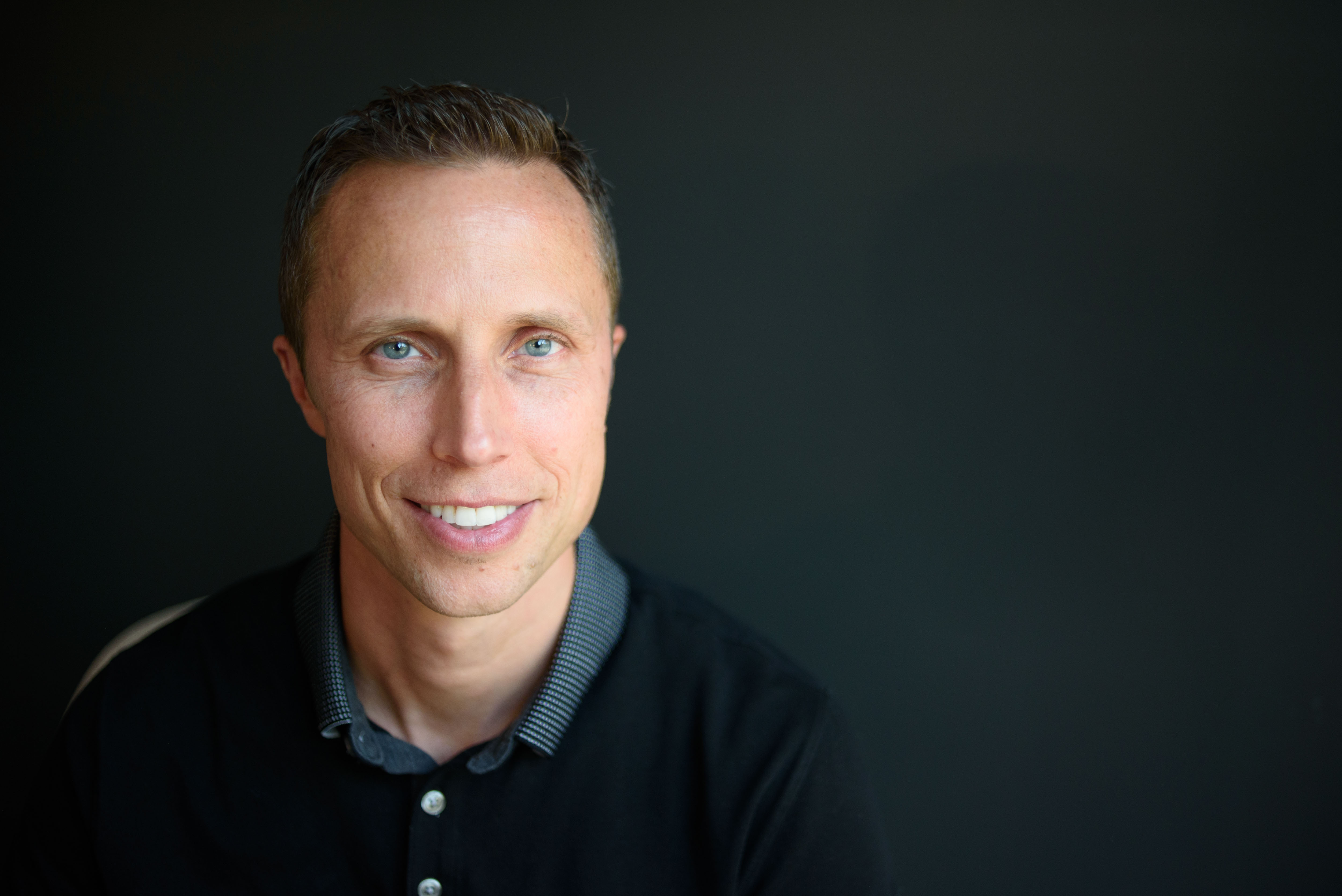 Dr. Joel Davis, DDS