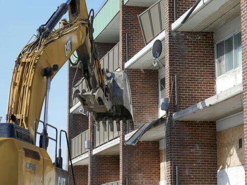 {{ custom_values.service_1 }} in {{custom_values.biz_area_1})