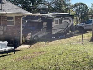 {{ custom_values.service_2 }} in {{custom_values.area_2})