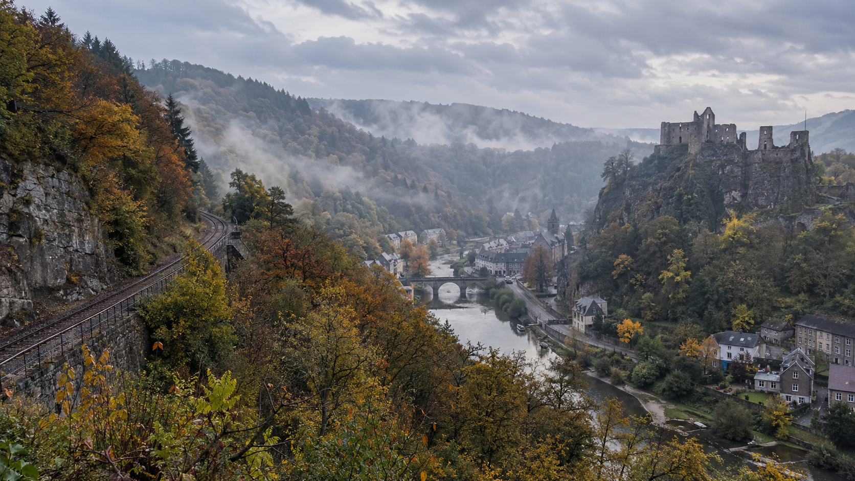 The Molignée valley in autumn