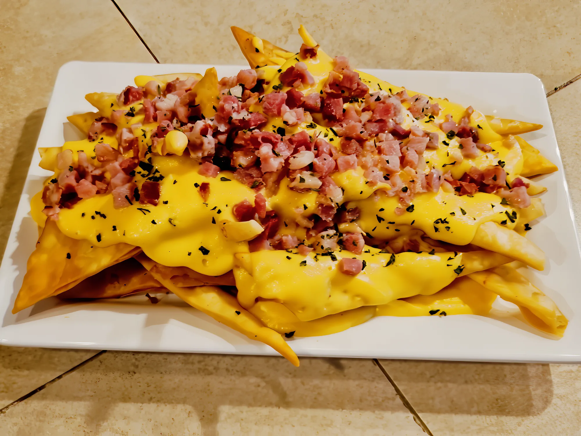 Loaded chips share plate at Breezy's