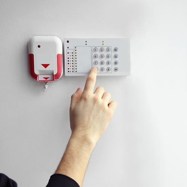 Step-by-step guide to install a security alarm system, ensuring complete protection for your home or business.
