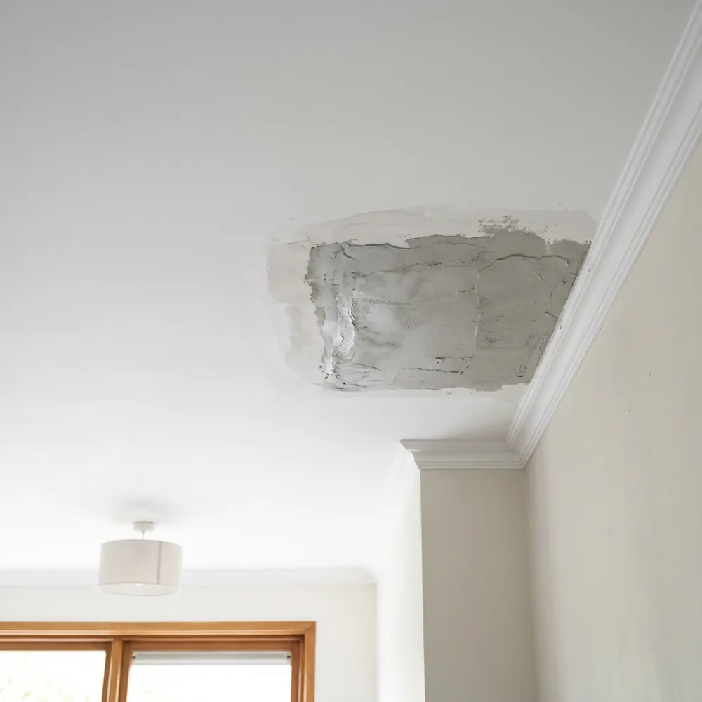 Plafond hersteld na waterschade