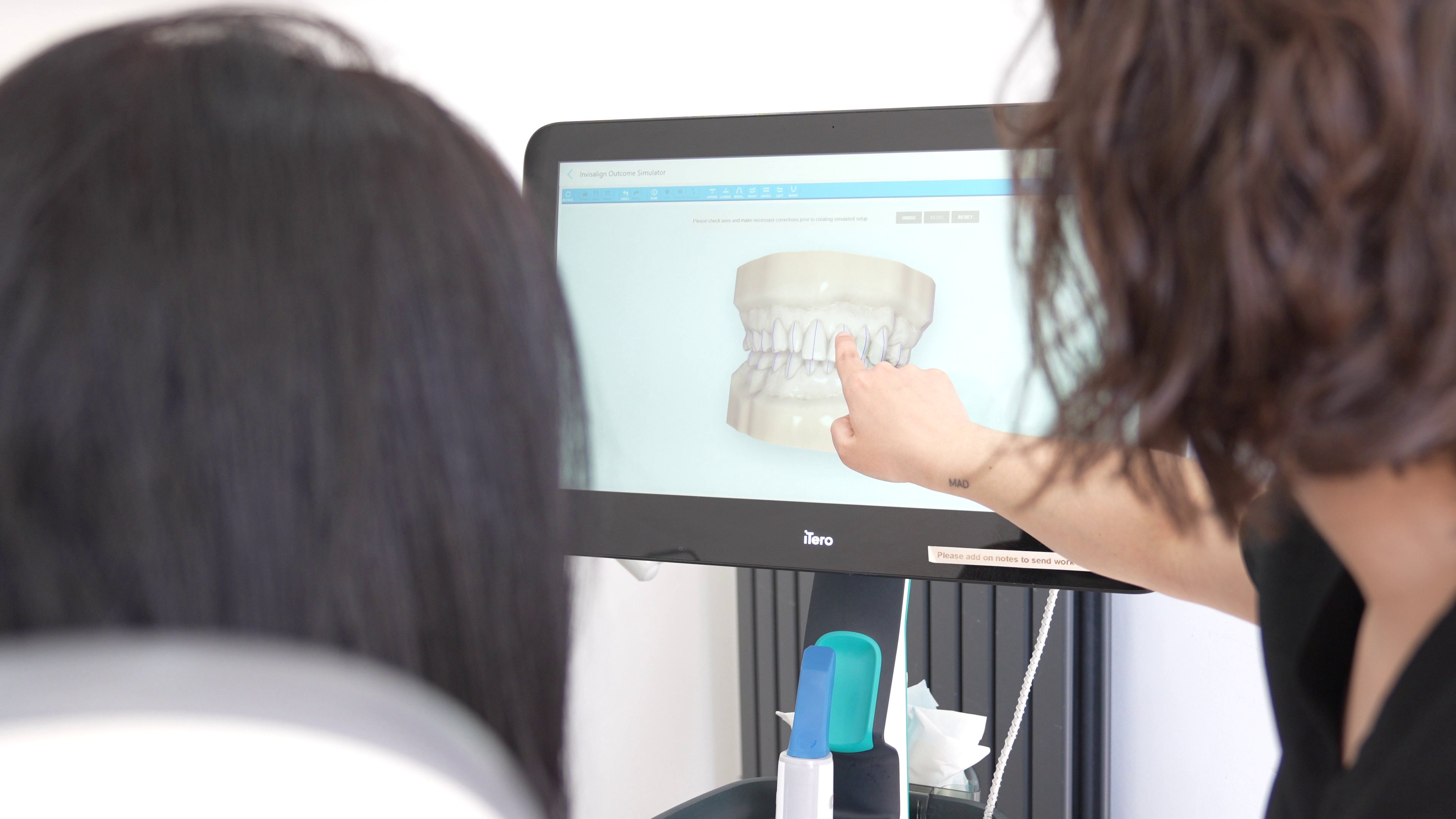 Advanced 3D dental scan used to plan full arch implants
