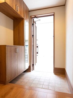 {{ custom_values.service_3 }} in {{custom_values.area_3})