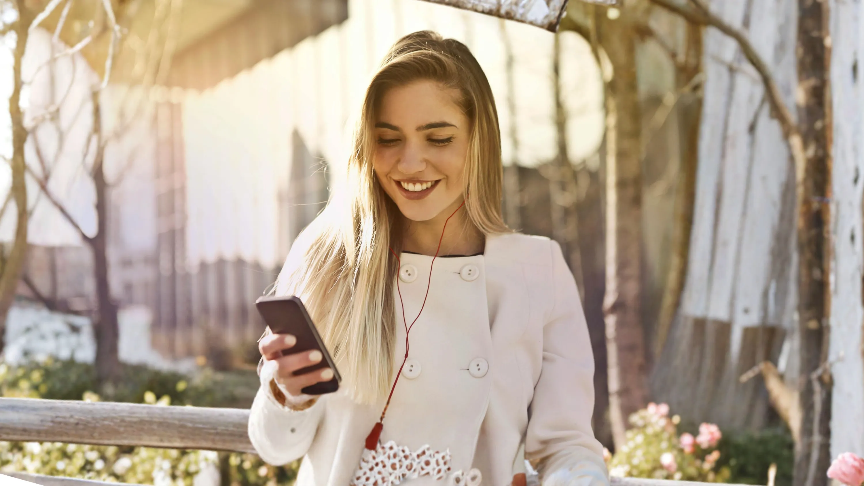 Spiritual entrepreneur listening to business podcast for coaches and healers by Jessica Read