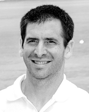 Elliot Eizik