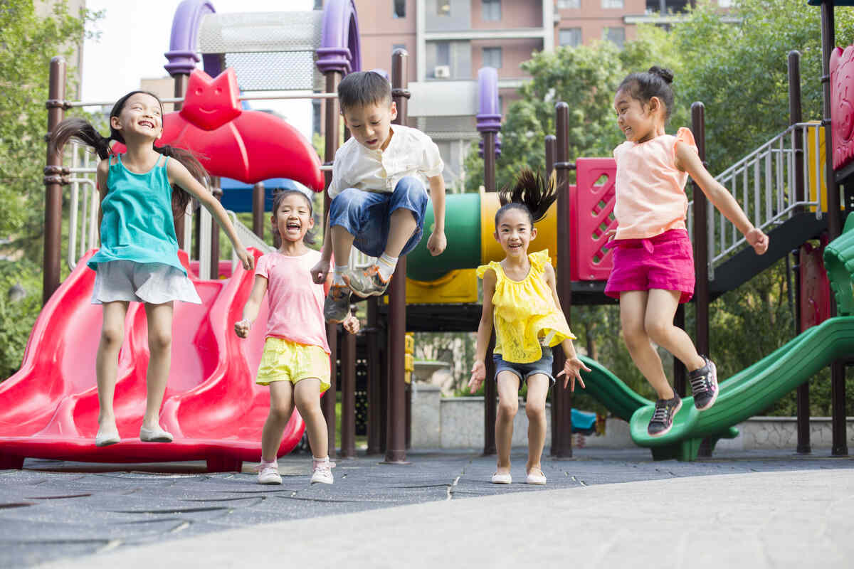 preschool-child-building-confidence-social-skills-participation