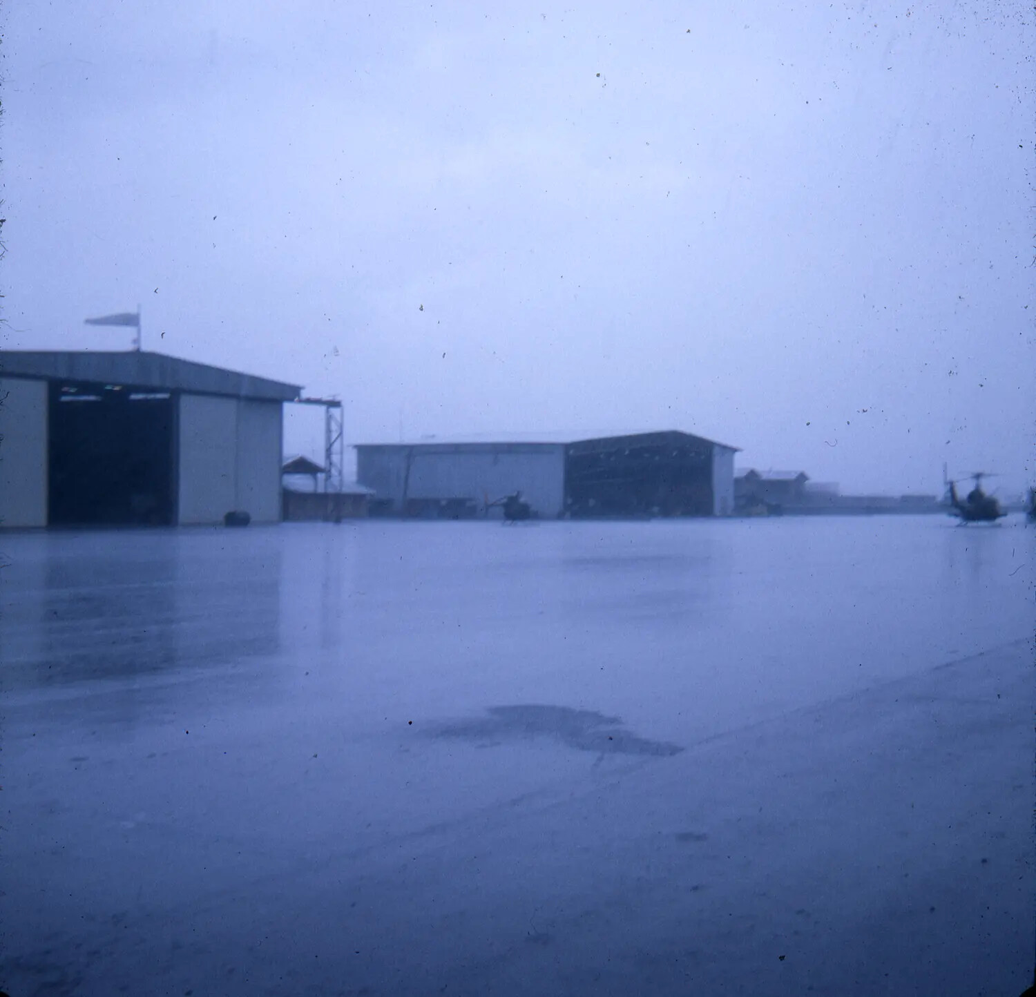 218407-vietnam ssac095