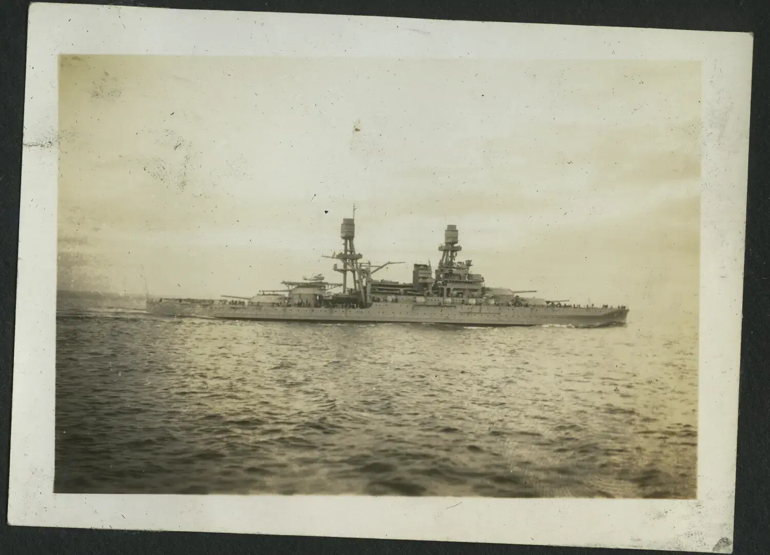 USS Maryland (BB-46) Underway at Sea, 1930s