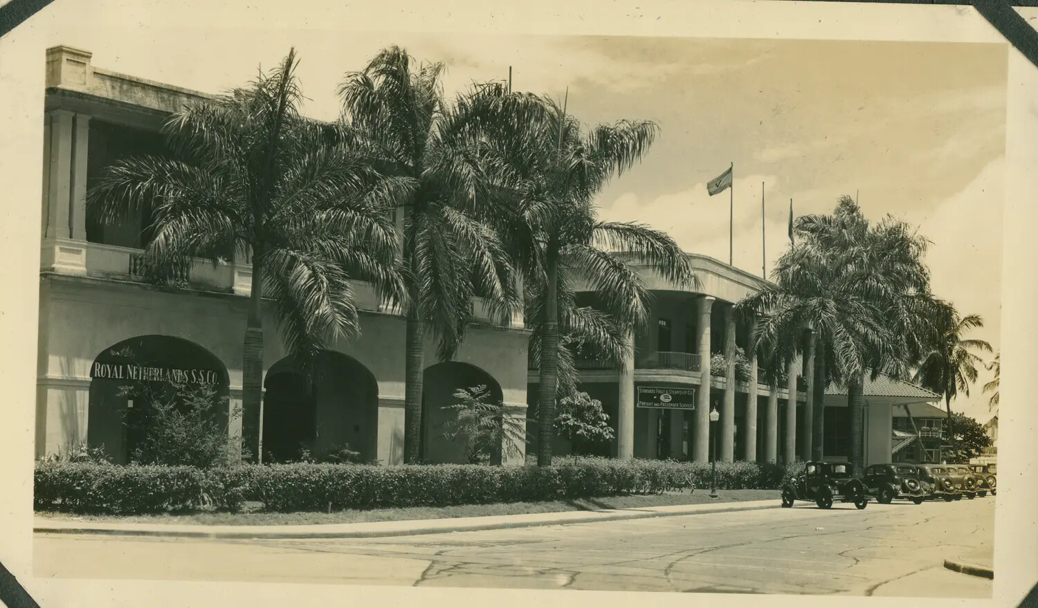 Royal Netherlands Steamship Company and Standard Fruit & Steamship Co. Office Building, Panama Canal Zone, WWII Era