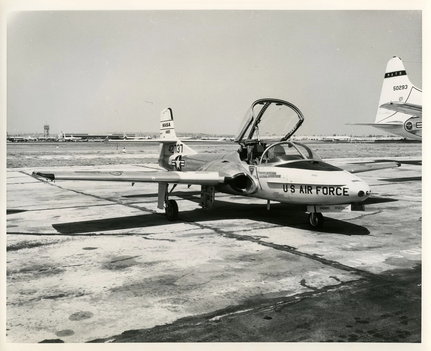 Cessna T-37 Jet Trainer in NASA Ames/US Air Force Markings