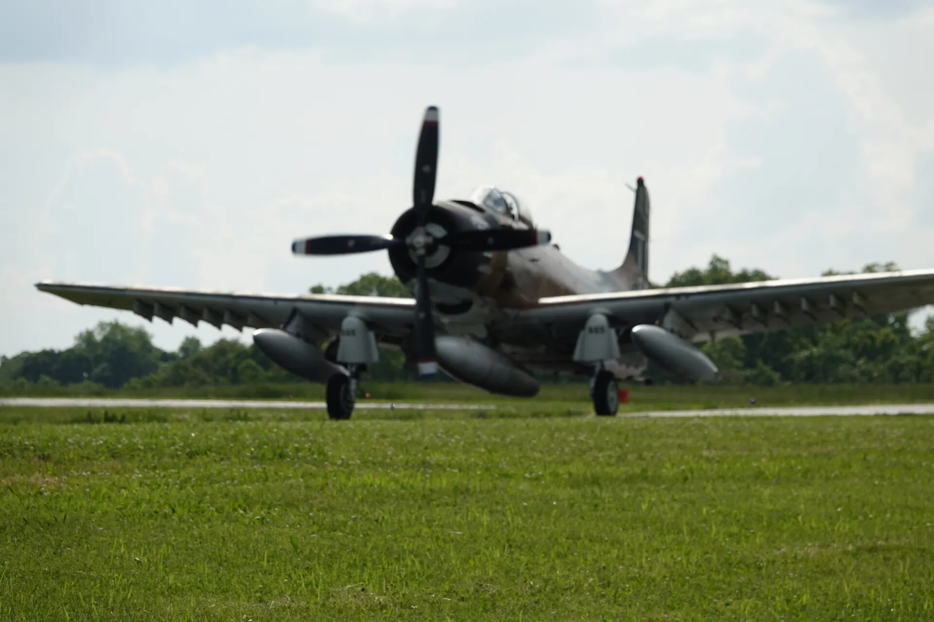 Douglas A-1 Skyraider '445' Taxiing Head-On, May 2019 Warbird Event (Sequence Frame 4)