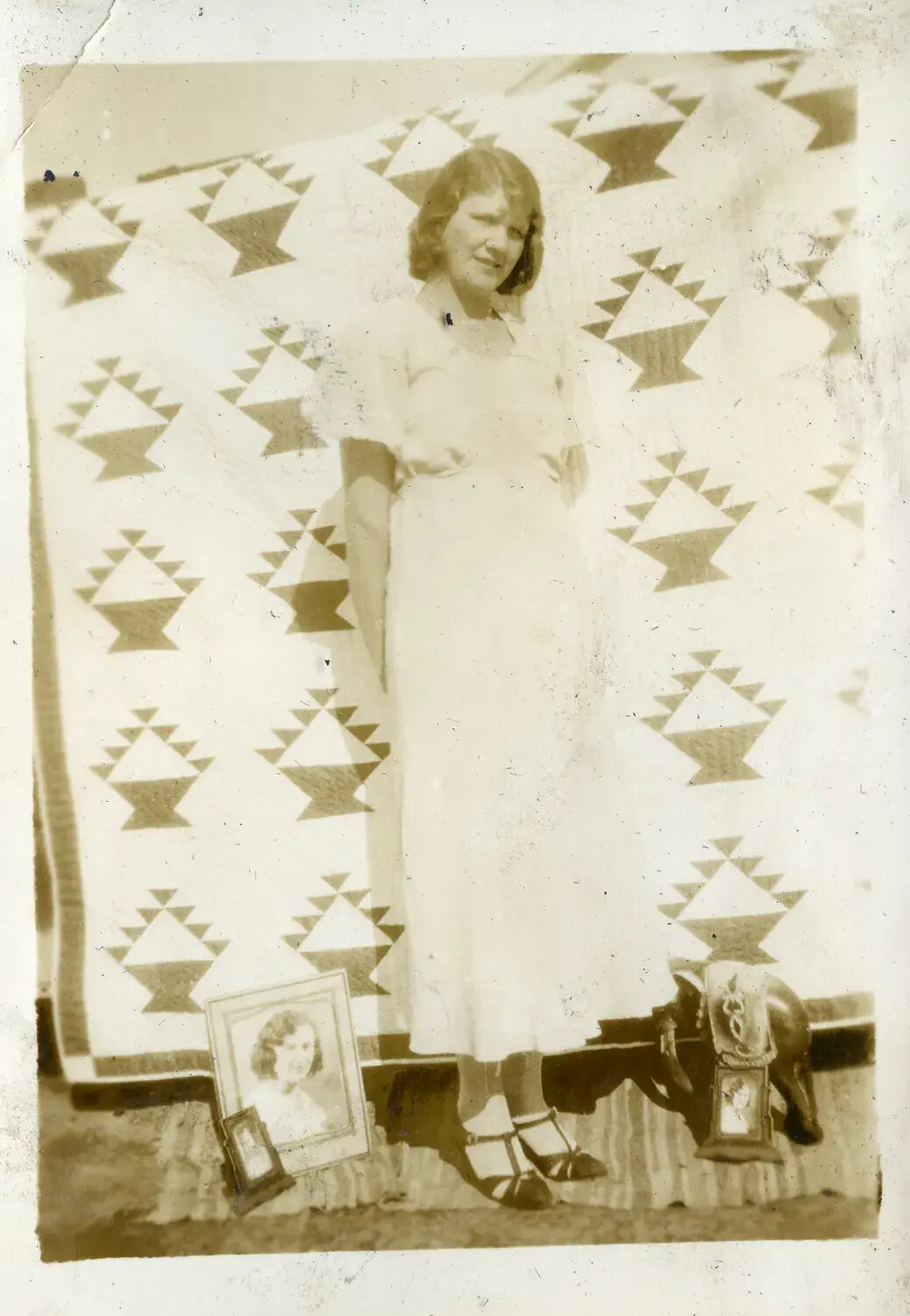 1930s Family Portrait Before Patchwork Quilt Backdrop