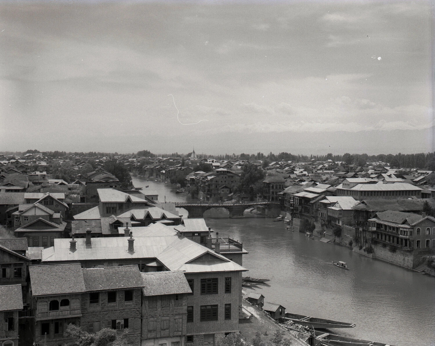 Panoramic View of Srinagar, Kashmir, on the Jhelum River — CBI Theater Collection, 1944-45